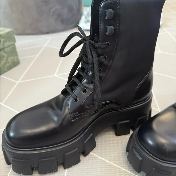 Women's Black Monolith Combat Boots - Picture 9 of 16